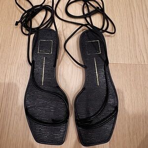 Dolce Vita- strappy sandal size 6